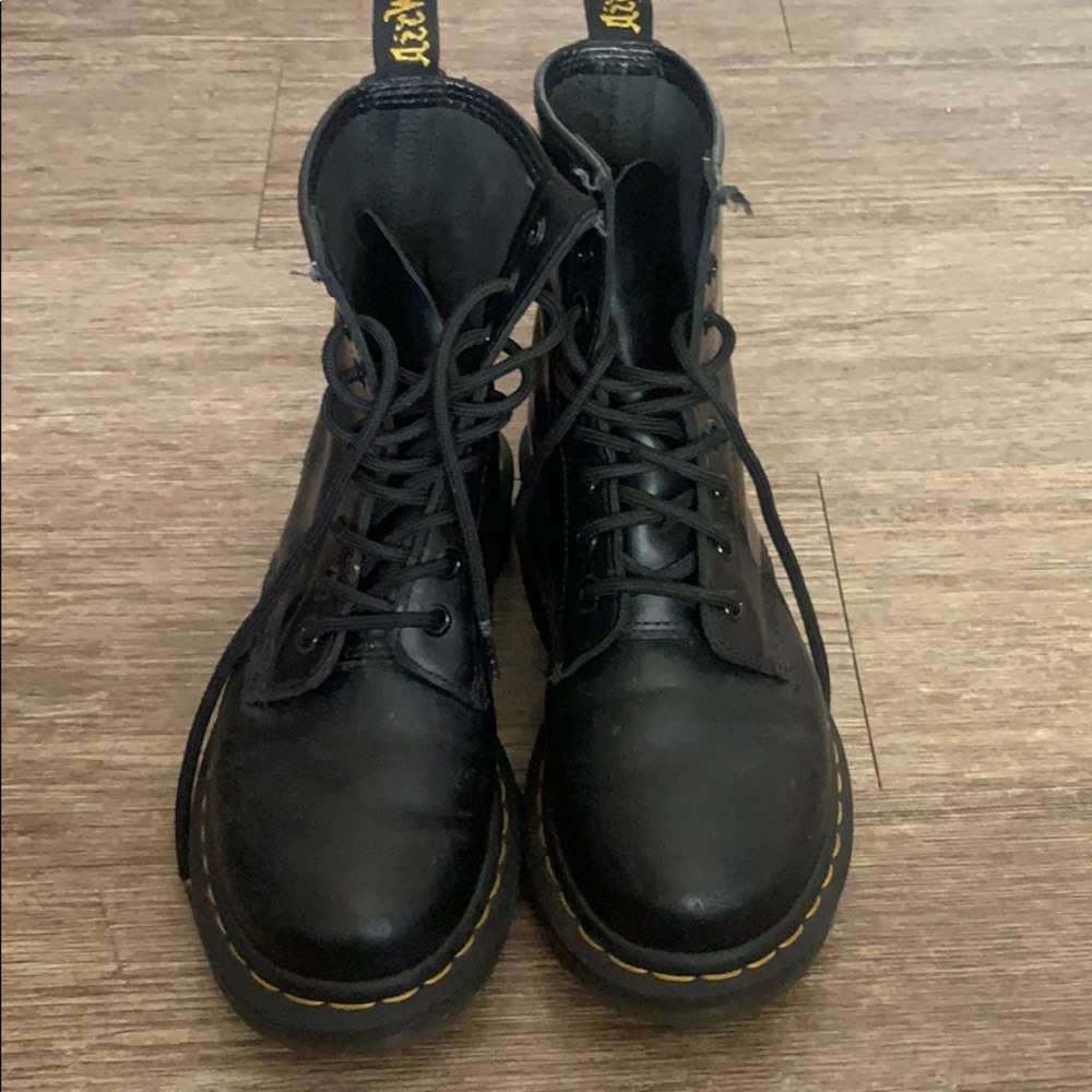 Doc marten 1460 size Women’s 6